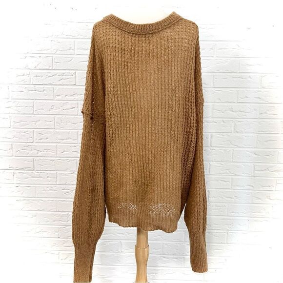 Free People Lulu Over-Sized V-Neck Waffle Knit Sweater Size Medium - Picture 3 of 6